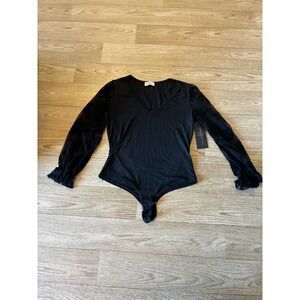 Smoke & Mirrors Womens Black V-Neck Bodysuit Floral Lace Balloon Sleeve XL NWT